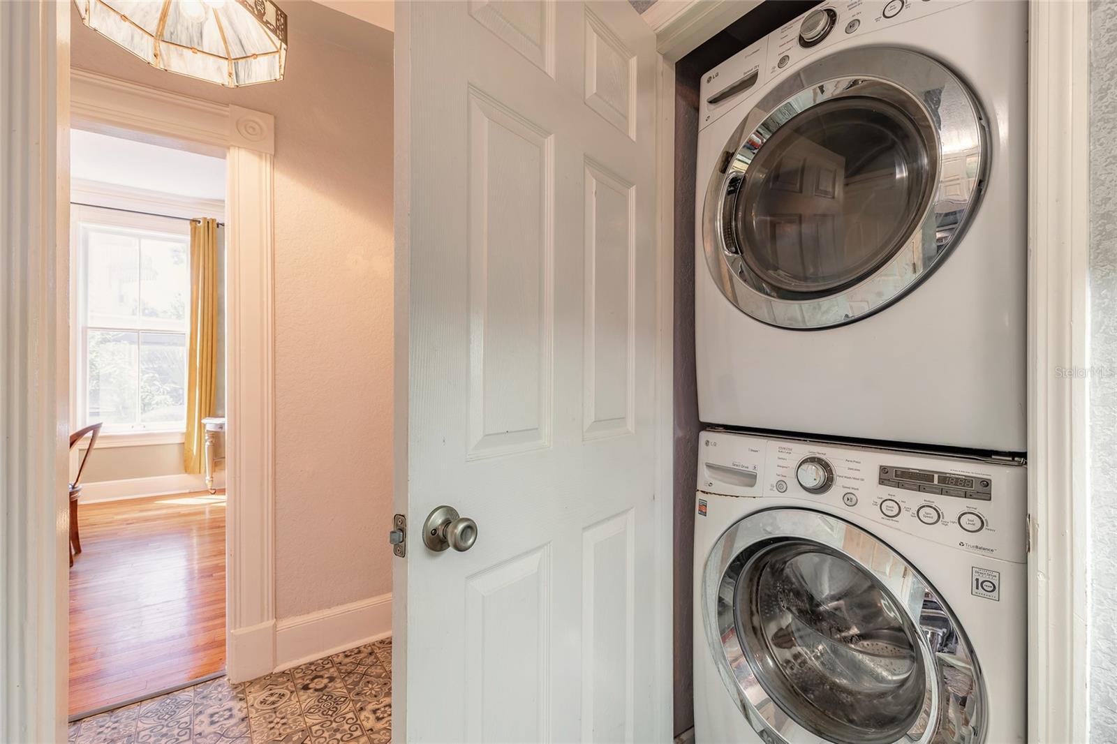 HODGMANS DAYTONA - Residential Income