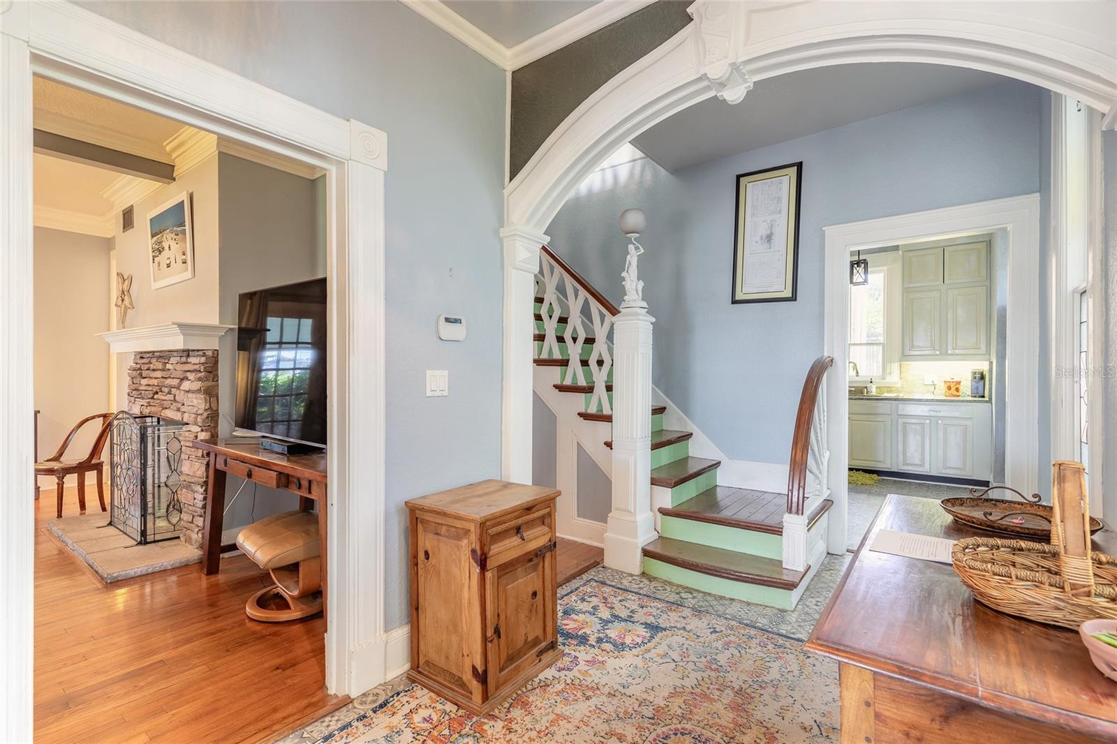 HODGMANS DAYTONA - Residential Income