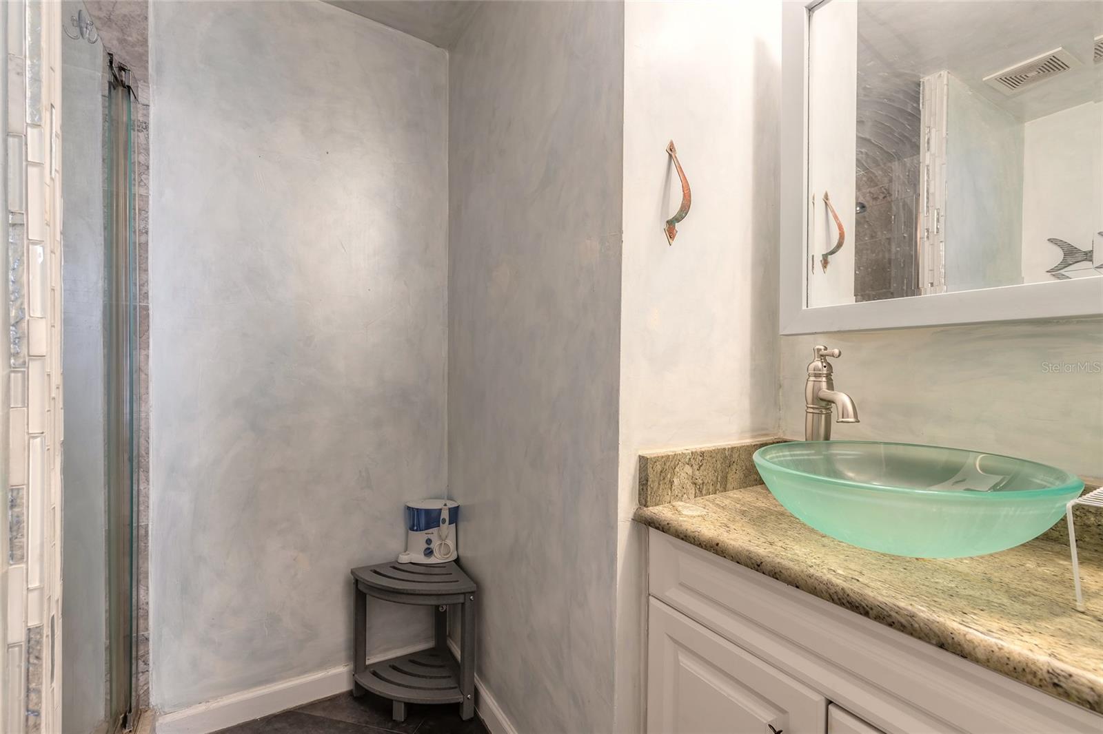 HODGMANS DAYTONA - Residential Income