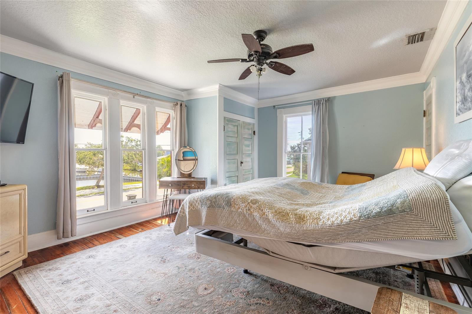 HODGMANS DAYTONA - Residential Income