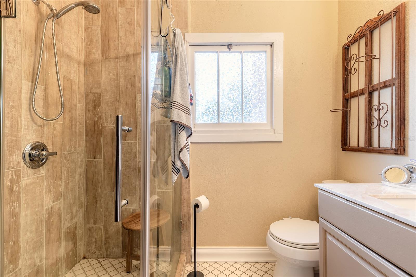 HODGMANS DAYTONA - Residential Income