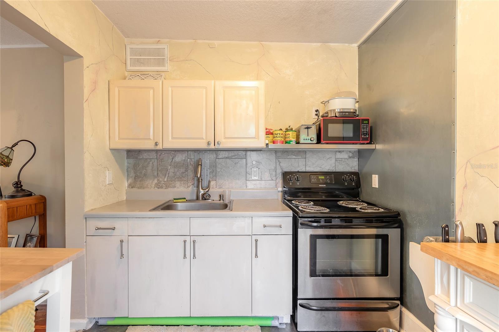 HODGMANS DAYTONA - Residential Income