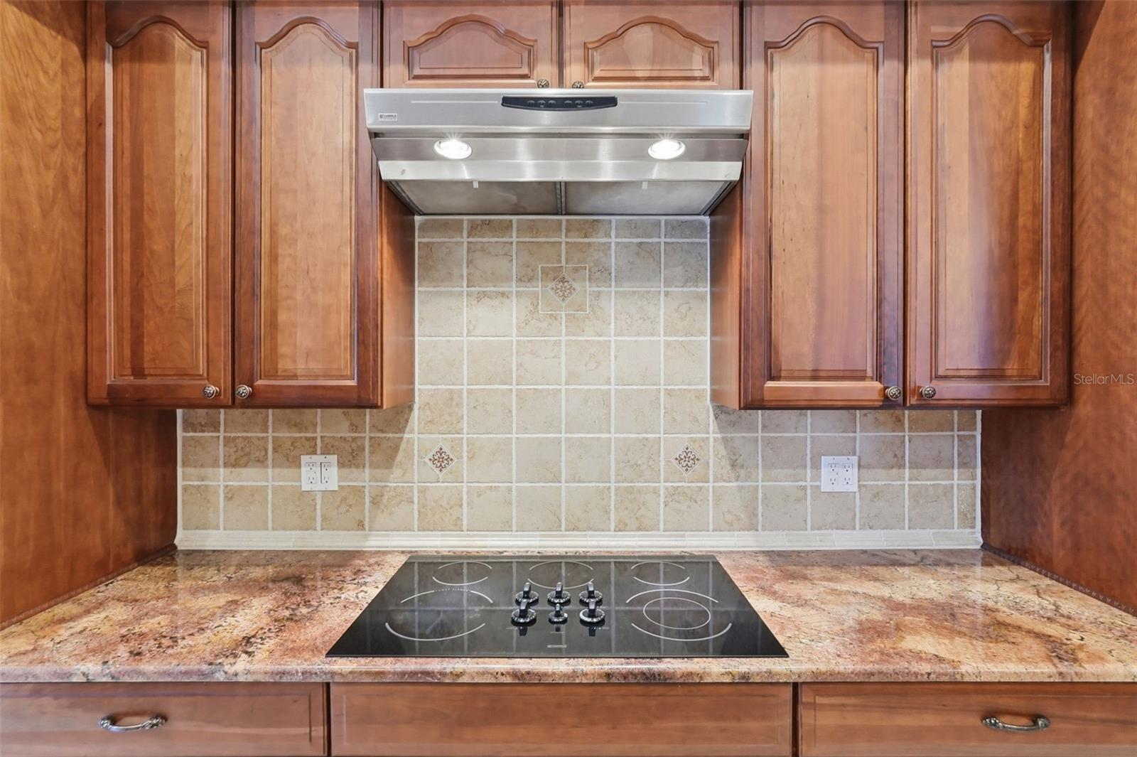 HAMPTON POINT UNREC SUB - Residential