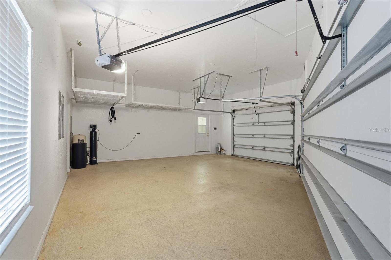 HAMPTON POINT UNREC SUB - Residential