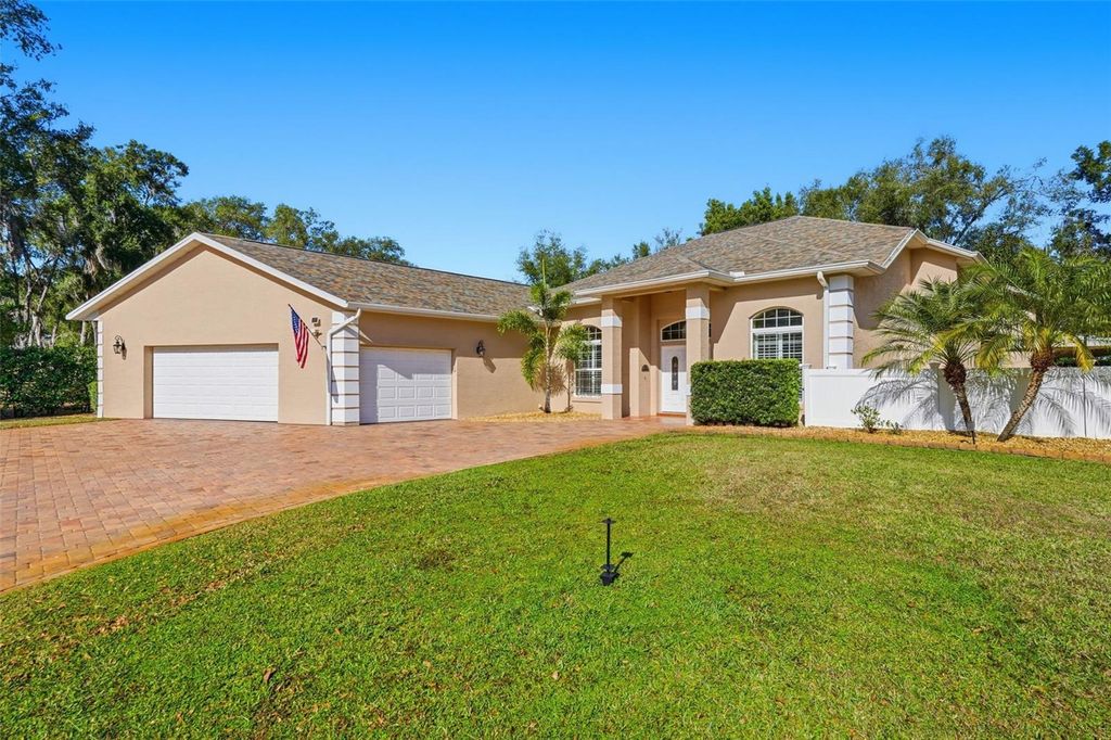 Photo of 5141 S Pointe Drive, Inverness, FL 34450 (MLS # A4677070)