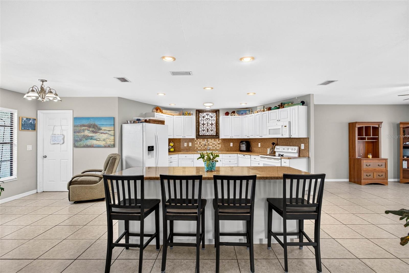 8841 ANDROS LANE