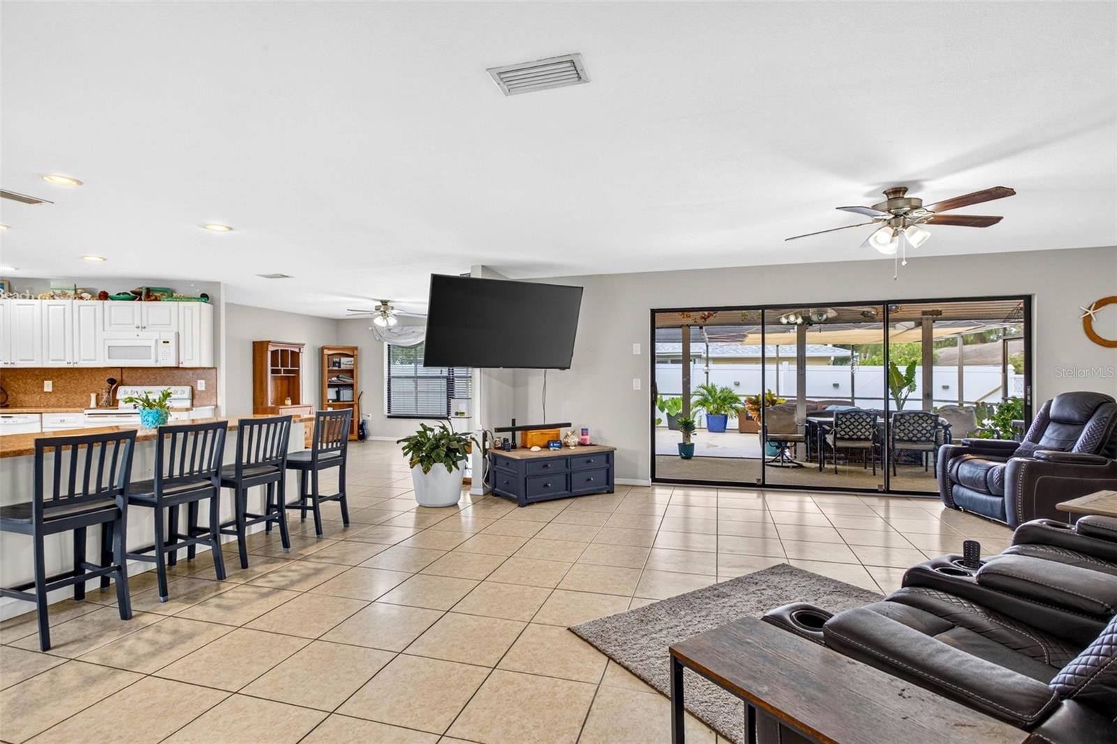 8841 ANDROS LANE