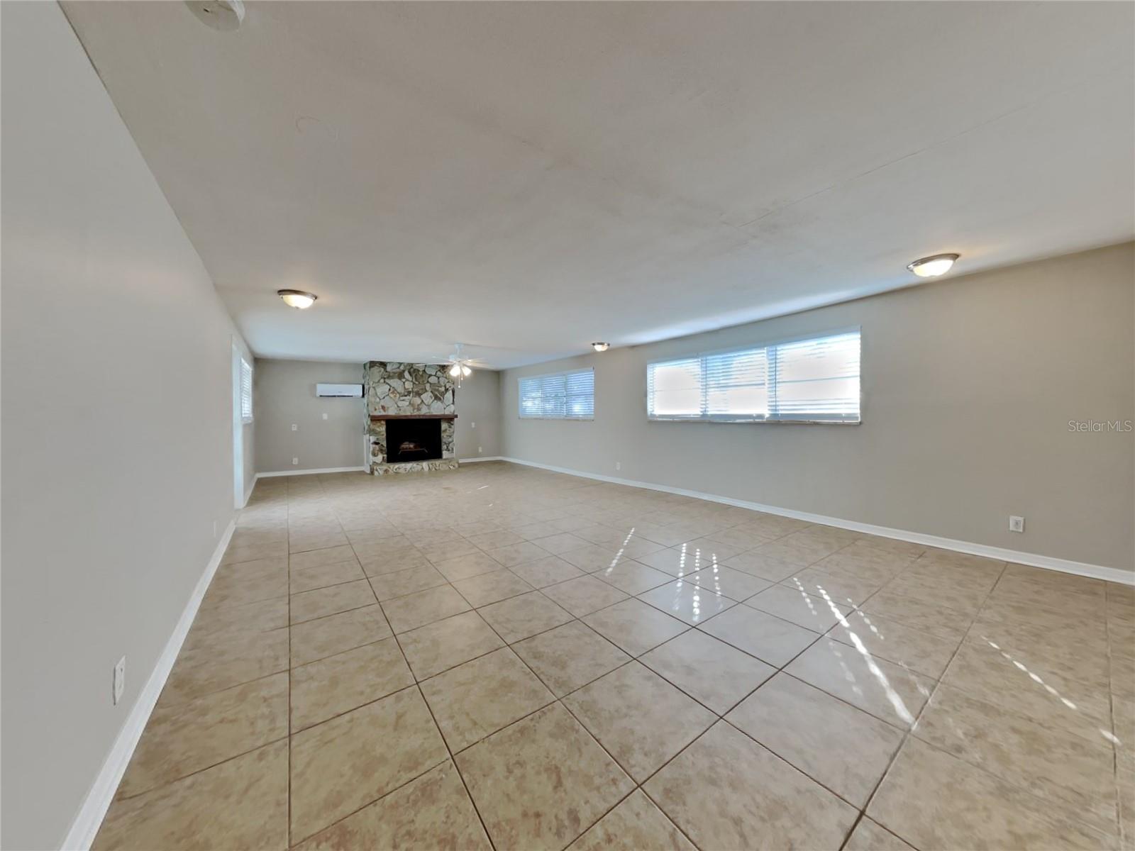 16214 3RD STREET E