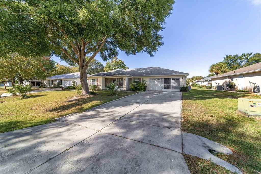 Photo of 6241 SW 84th Place, Ocala, FL 34476 (MLS # OM713211)