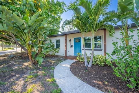 Photo of 3997 Marlin Drive SE, St Petersburg, FL 33705 (MLS # TB8496364)