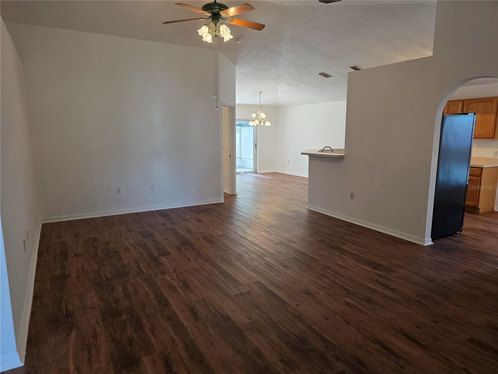 446 REGAL DOWNS CIRCLE