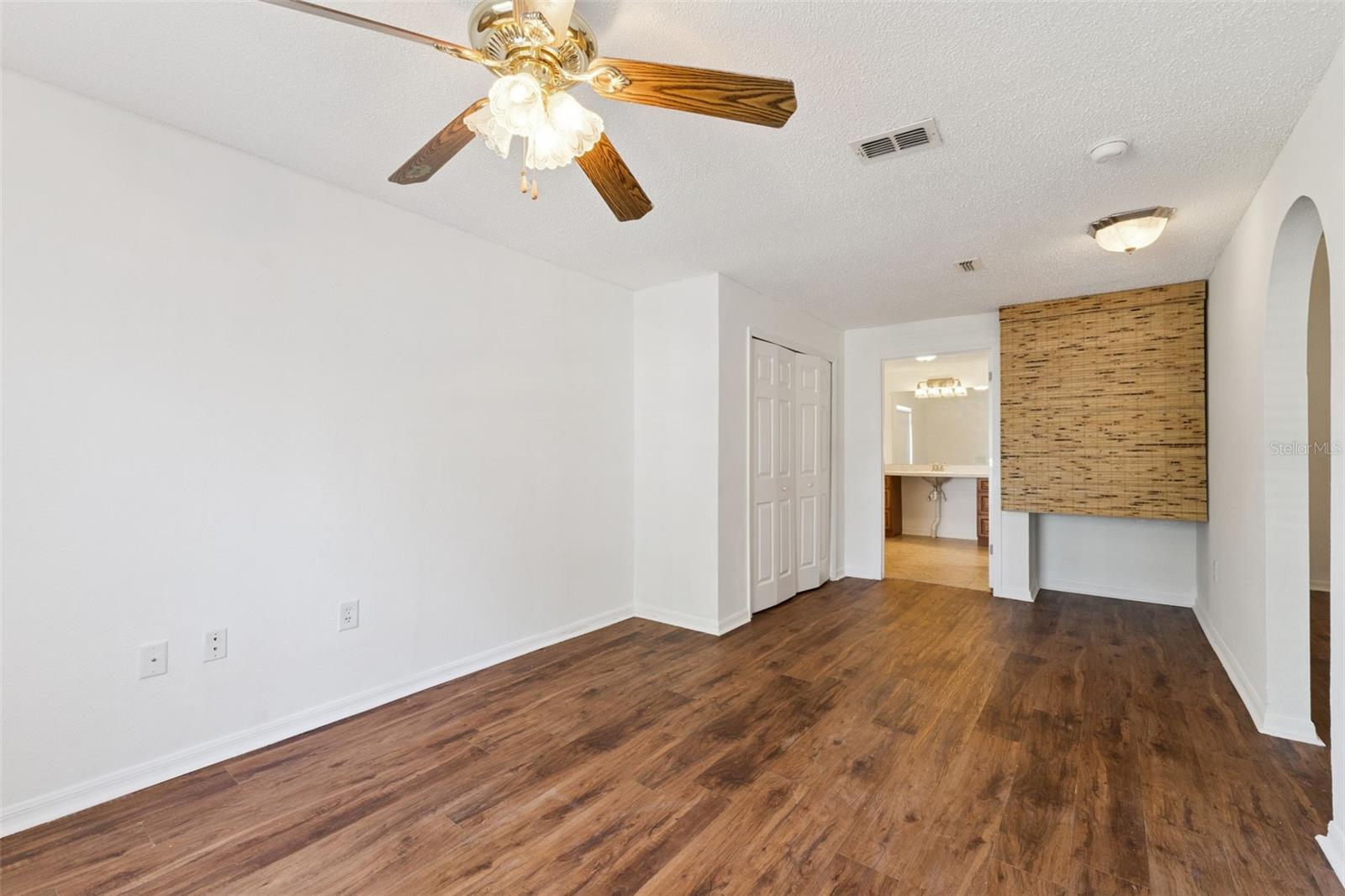 REGAL POINTE - Residential