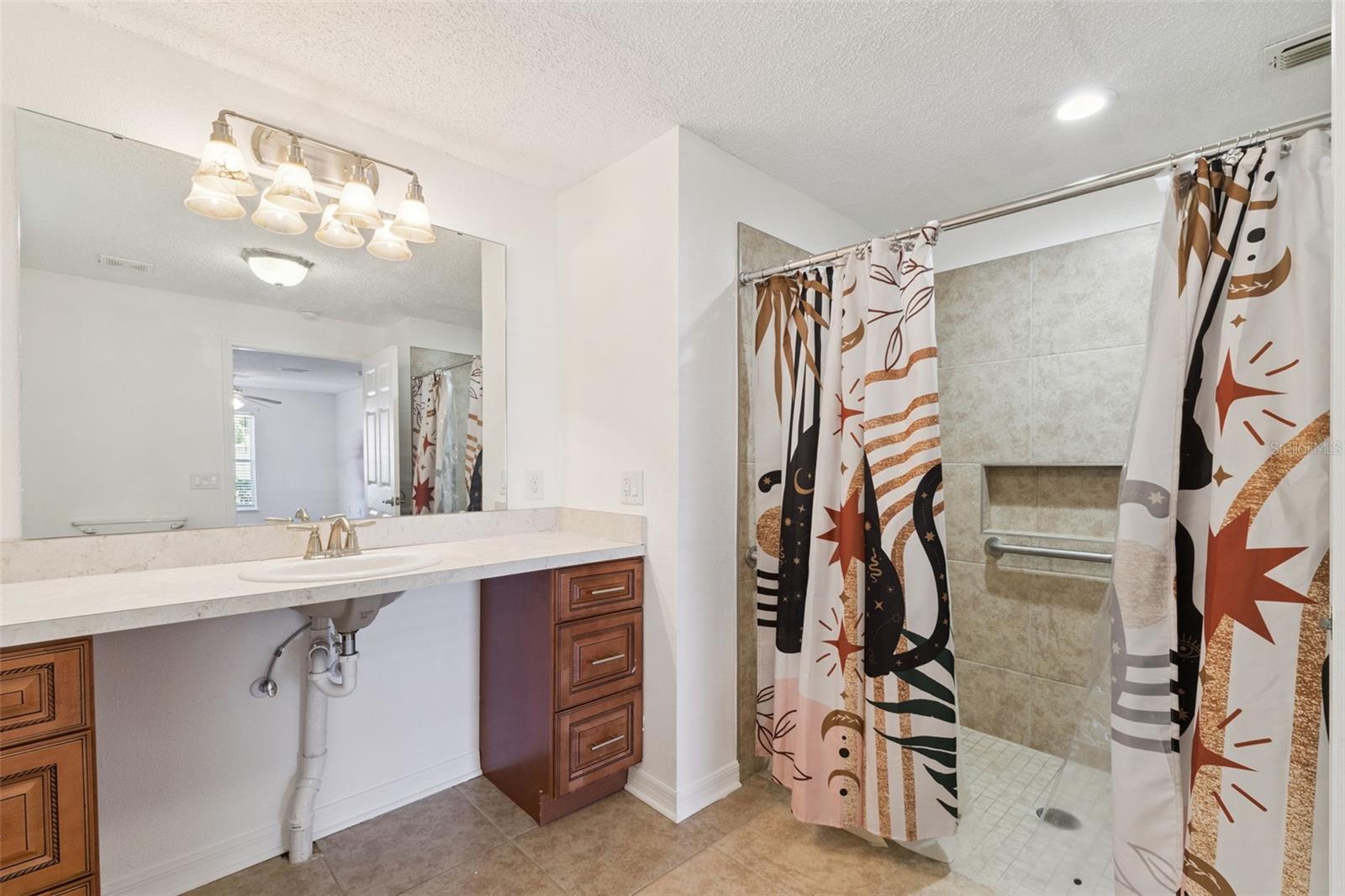 REGAL POINTE - Residential