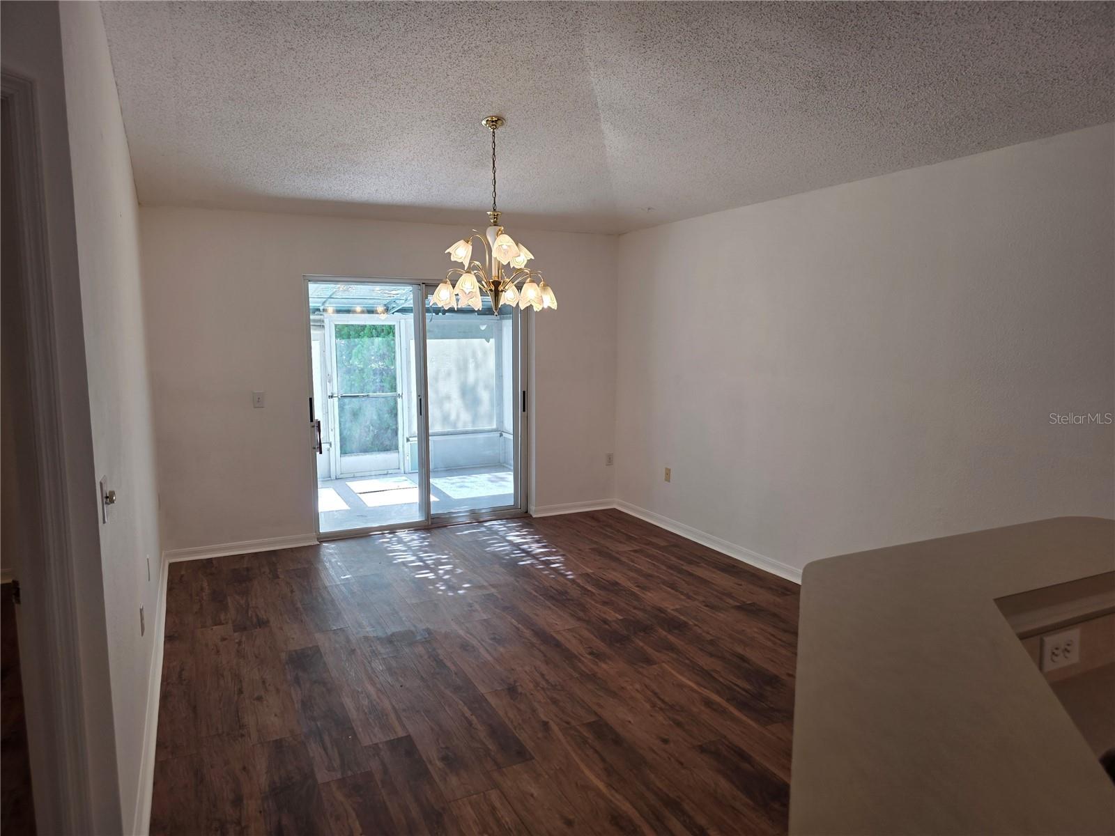 446 REGAL DOWNS CIRCLE