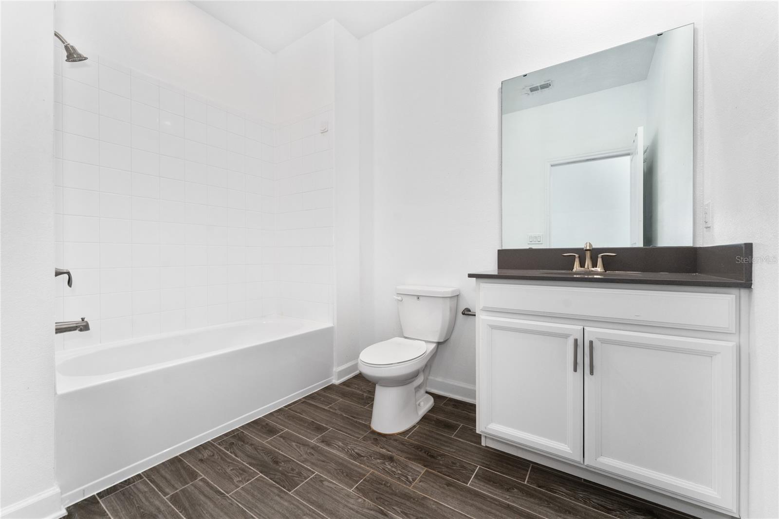 BRIDGEWALK PH 1A - Residential Lease