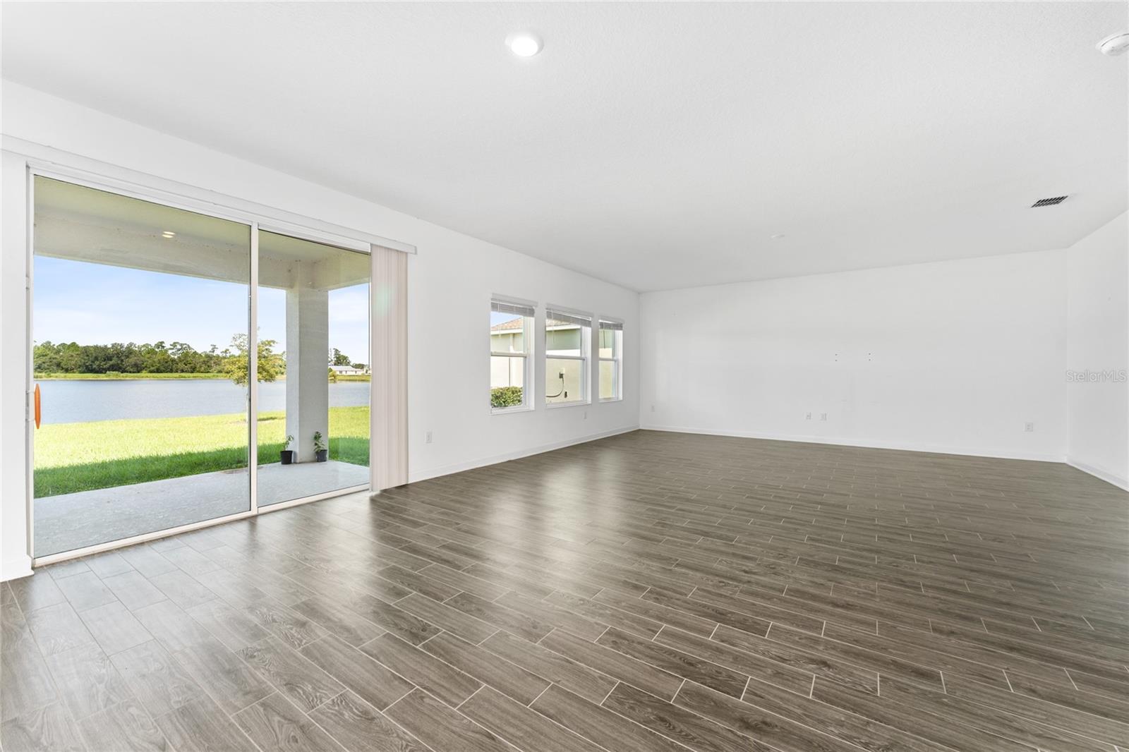 BRIDGEWALK PH 1A - Residential Lease