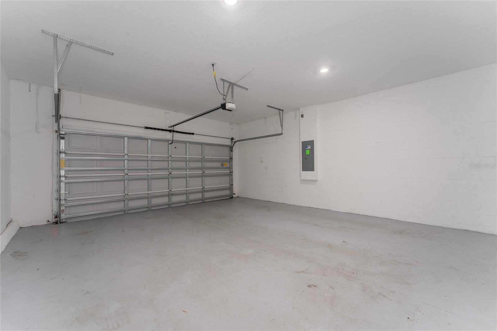 BRIDGEWALK PH 1A - Residential Lease