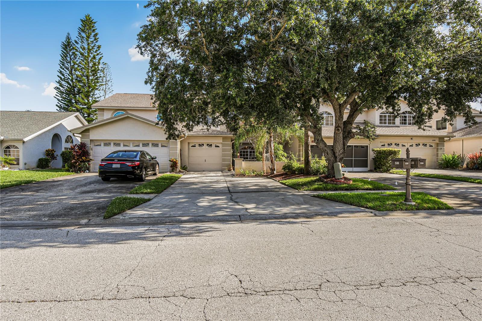 2586 PINE COVE LANE
