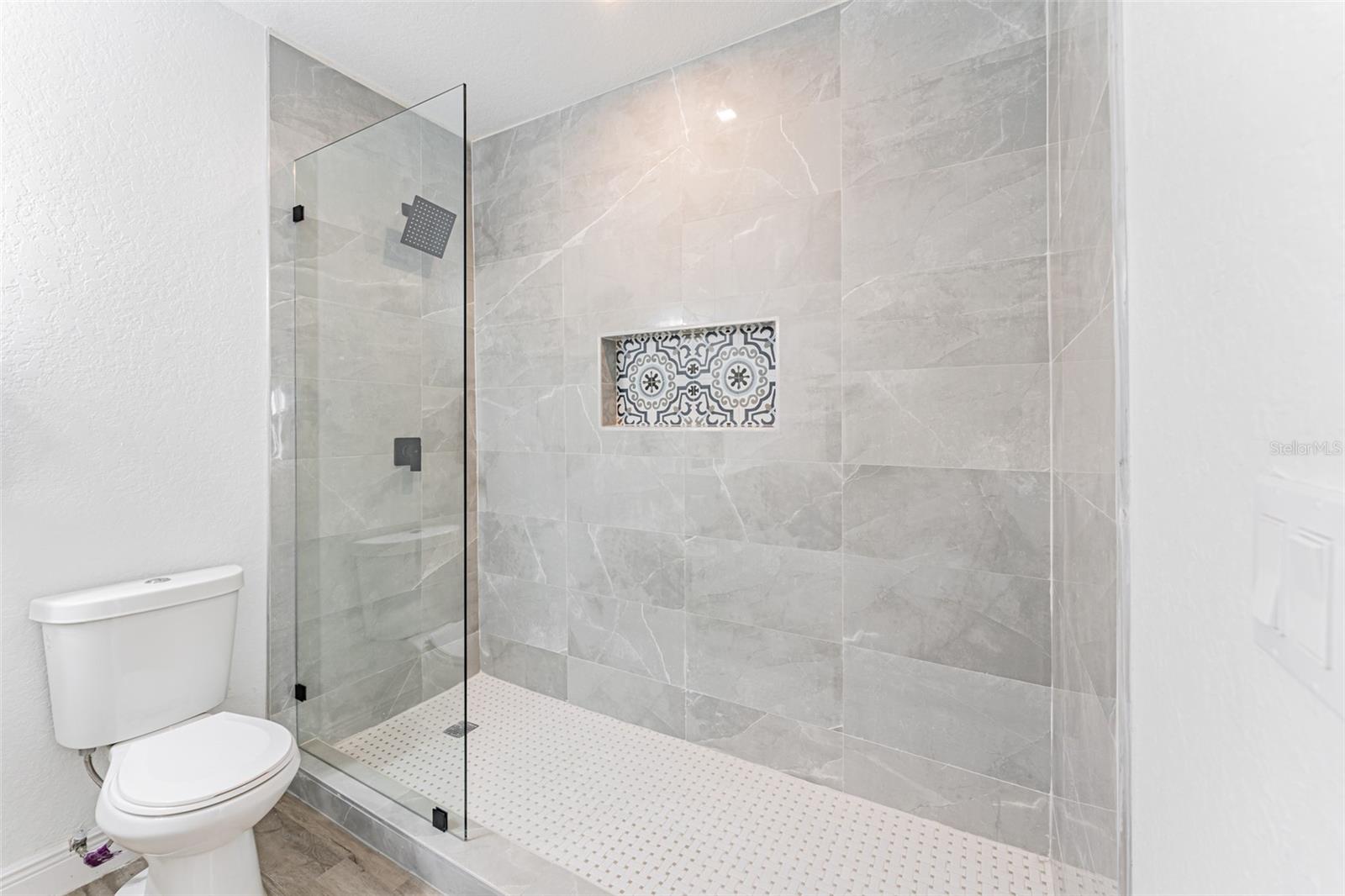 NEBRASKA HEIGHTS - Residential