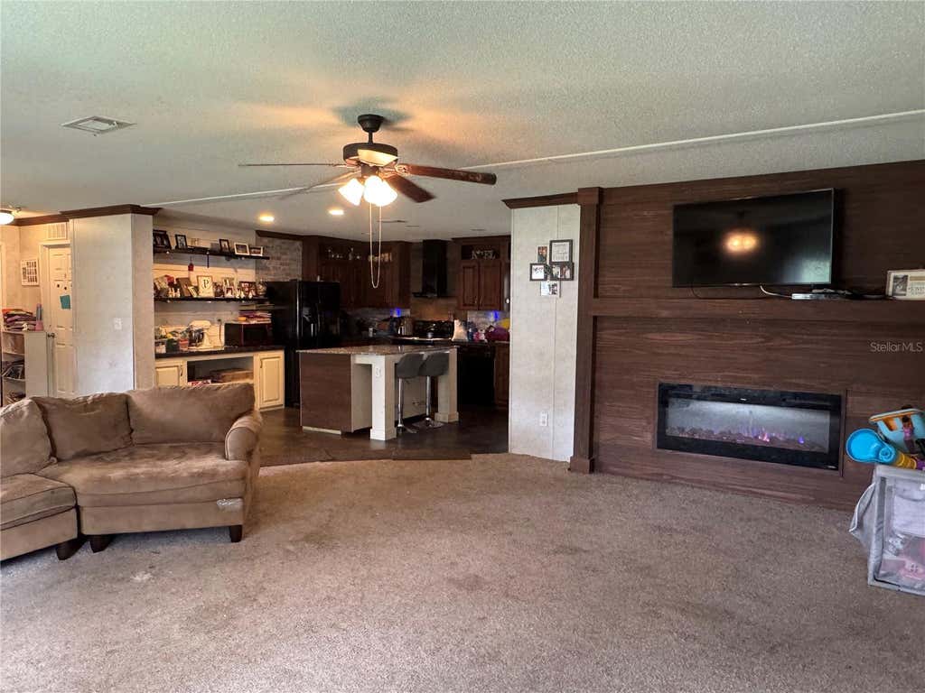 Photo of 1916 Fruitland Park Boulevard, Fruitland Park, FL 34731 (MLS # G5116085)