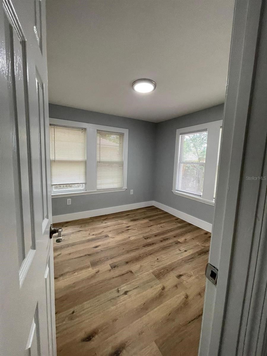 AVONDALE PARK FIRST ADD - Residential Income