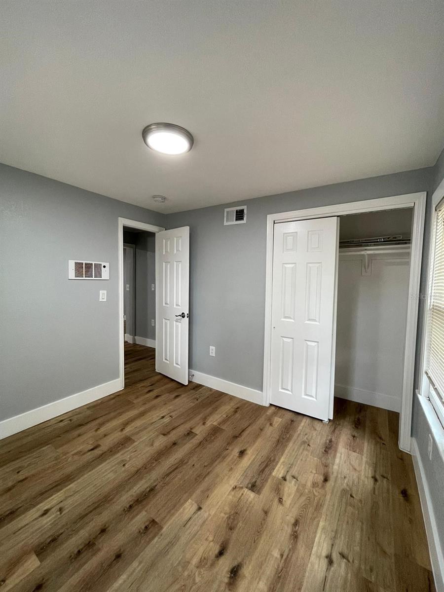 AVONDALE PARK FIRST ADD - Residential Income