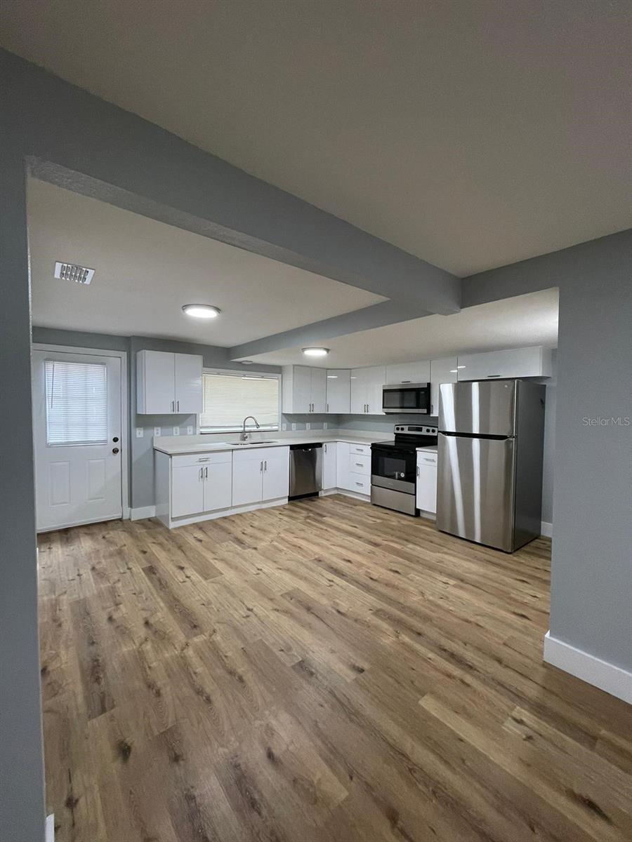 AVONDALE PARK FIRST ADD - Residential Income