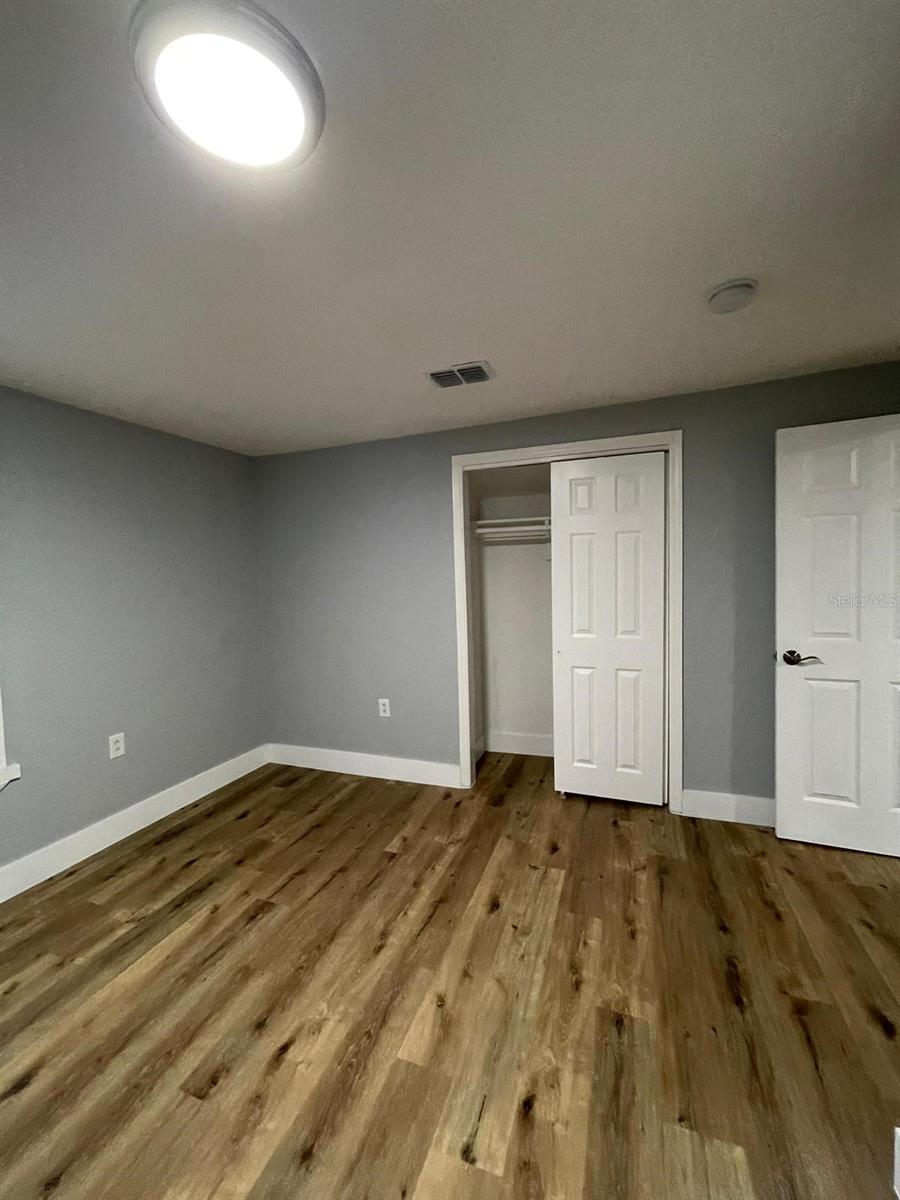 AVONDALE PARK FIRST ADD - Residential Income