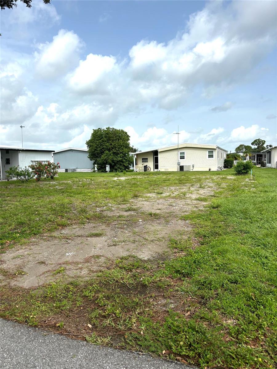 LA CASA MHP CO-OP - Land