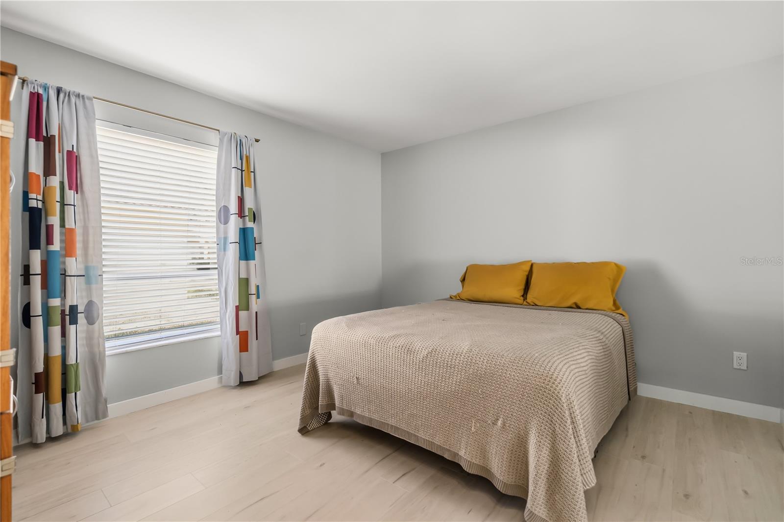 ISLAND CLUB AT ROSEMONT CONDO PH 07 - Residential