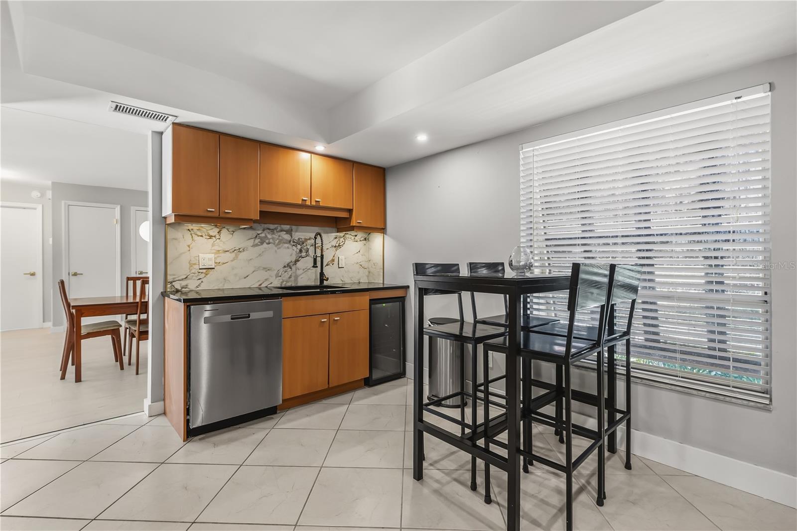 ISLAND CLUB AT ROSEMONT CONDO PH 07 - Residential