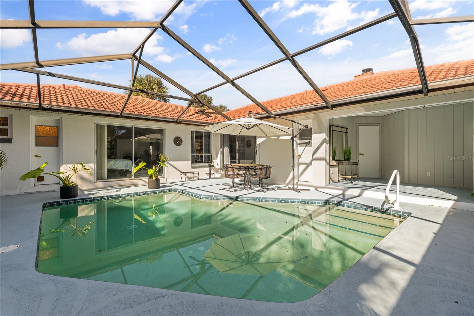 ISLAND CLUB AT ROSEMONT CONDO PH 07 - Residential