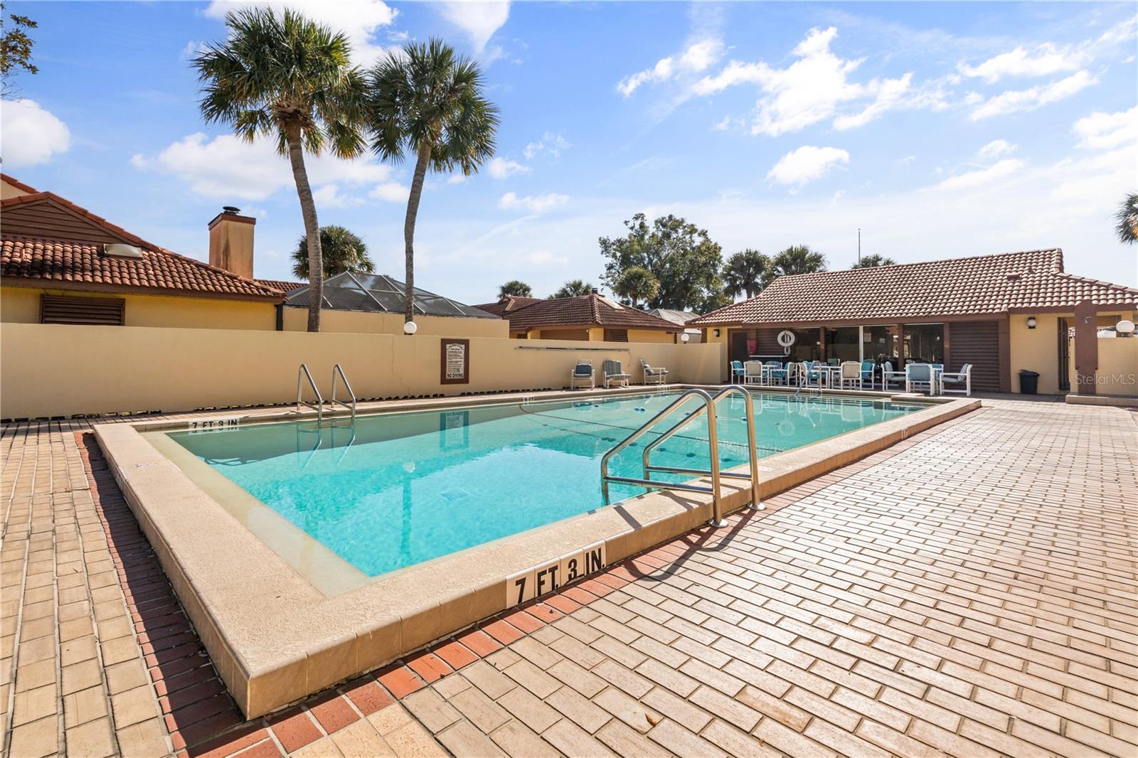 ISLAND CLUB AT ROSEMONT CONDO PH 07 - Residential