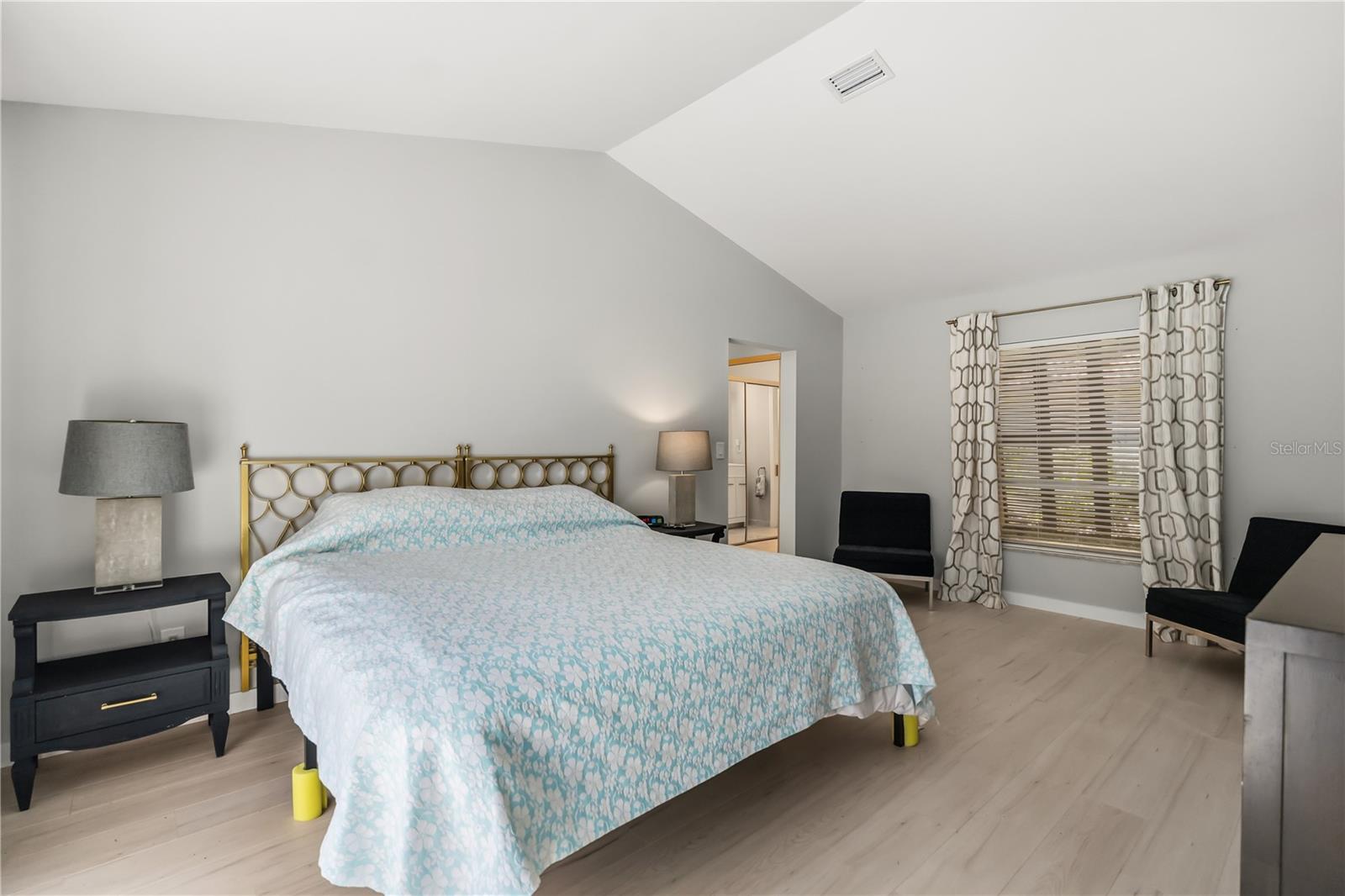 ISLAND CLUB AT ROSEMONT CONDO PH 07 - Residential