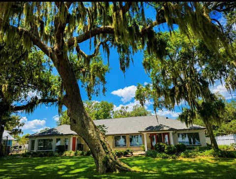 Tiny photo for 1341 W Lakeshore Drive, Clermont, FL 34711 (MLS # G5113379)
