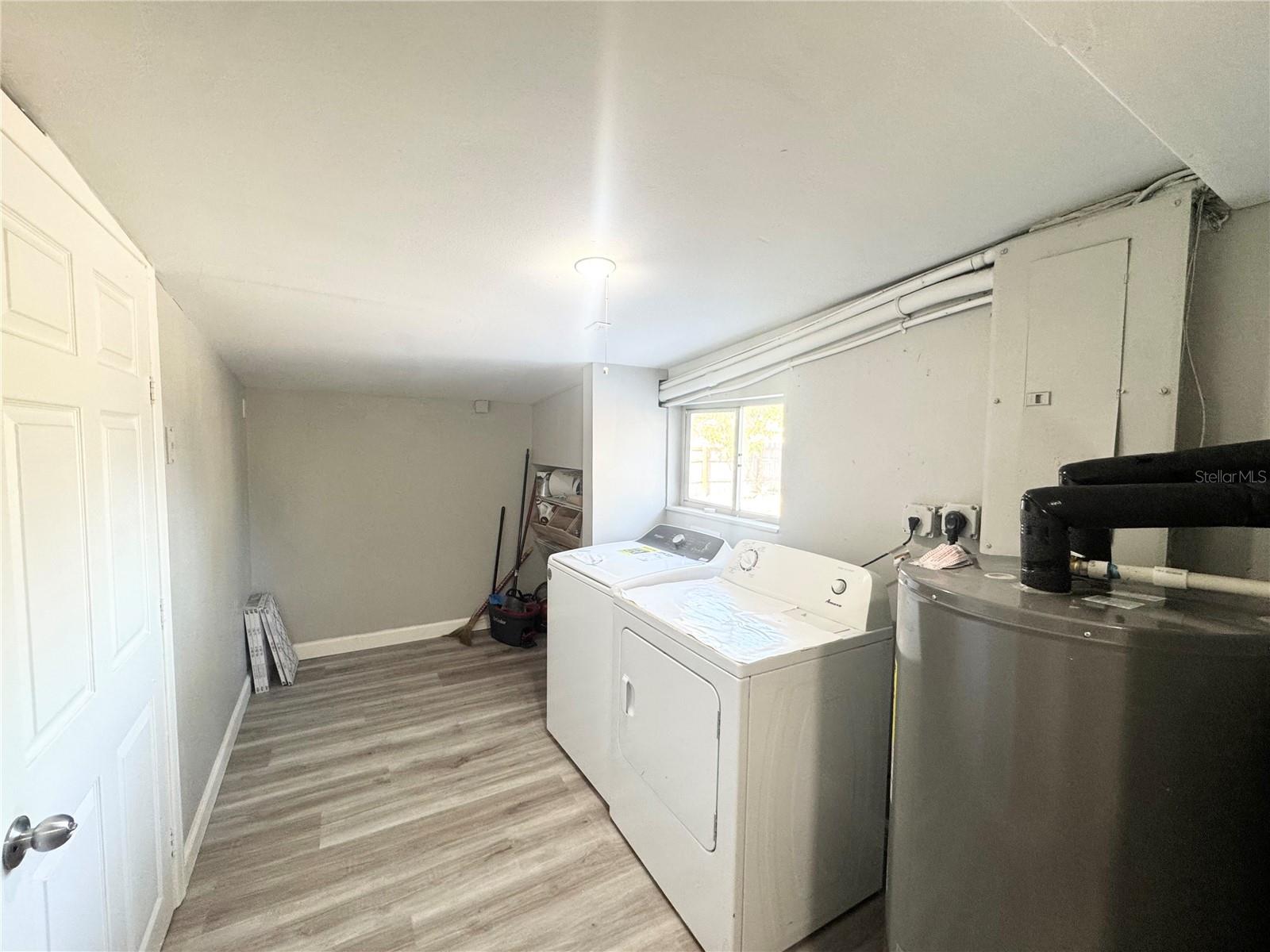 WESLO WILLOWS - Residential Lease