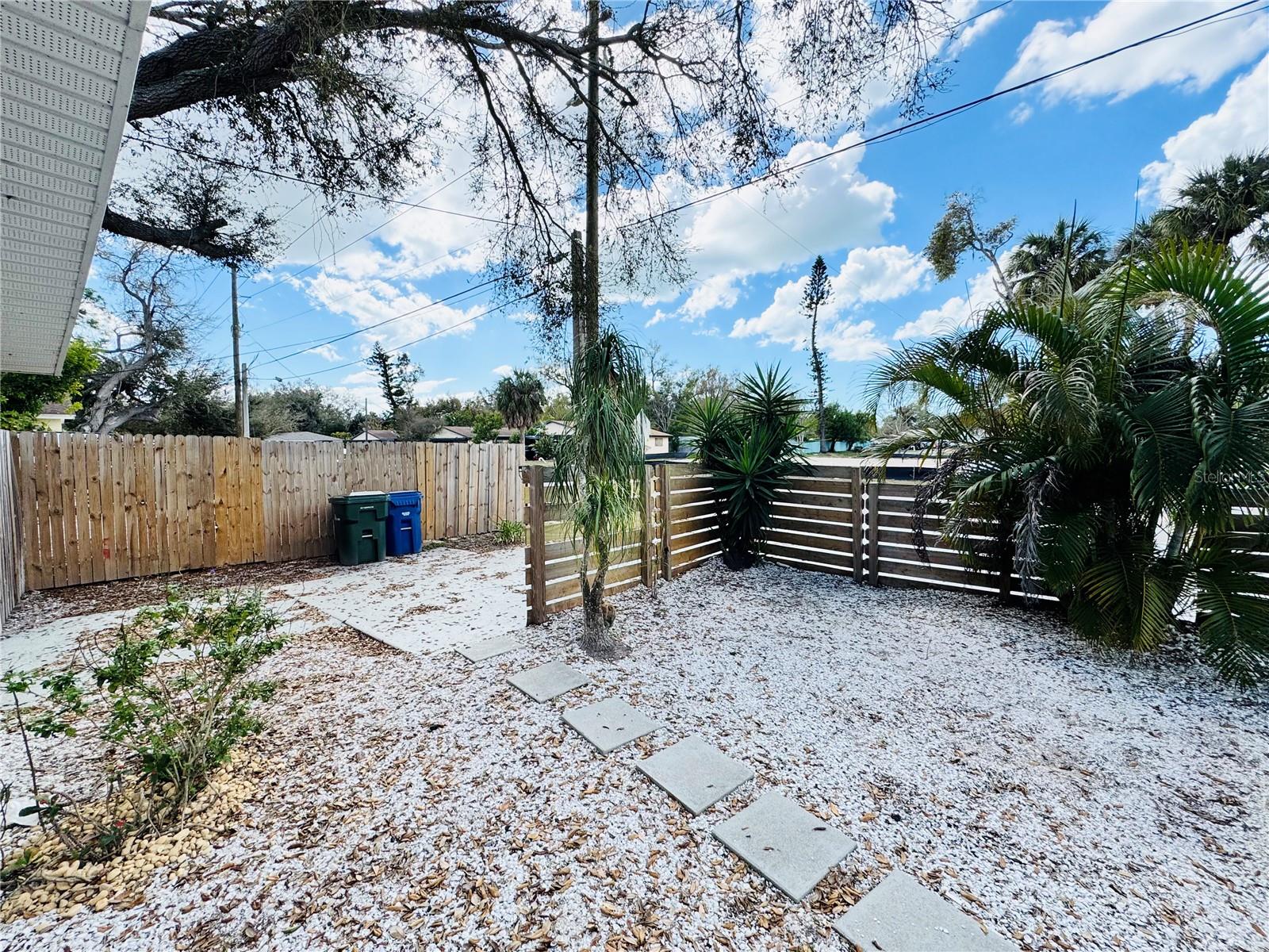 WESLO WILLOWS - Residential Lease