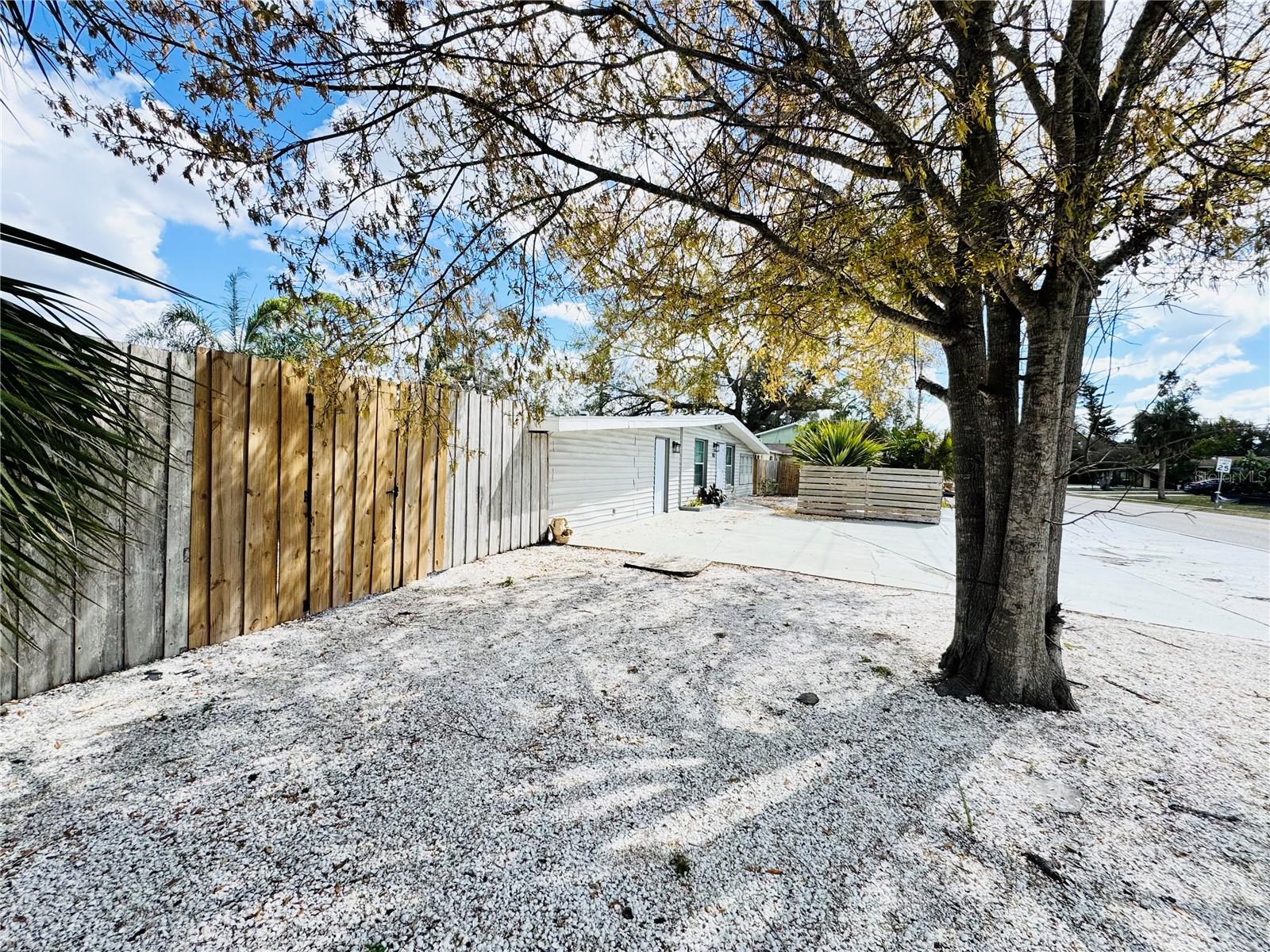 WESLO WILLOWS - Residential Lease