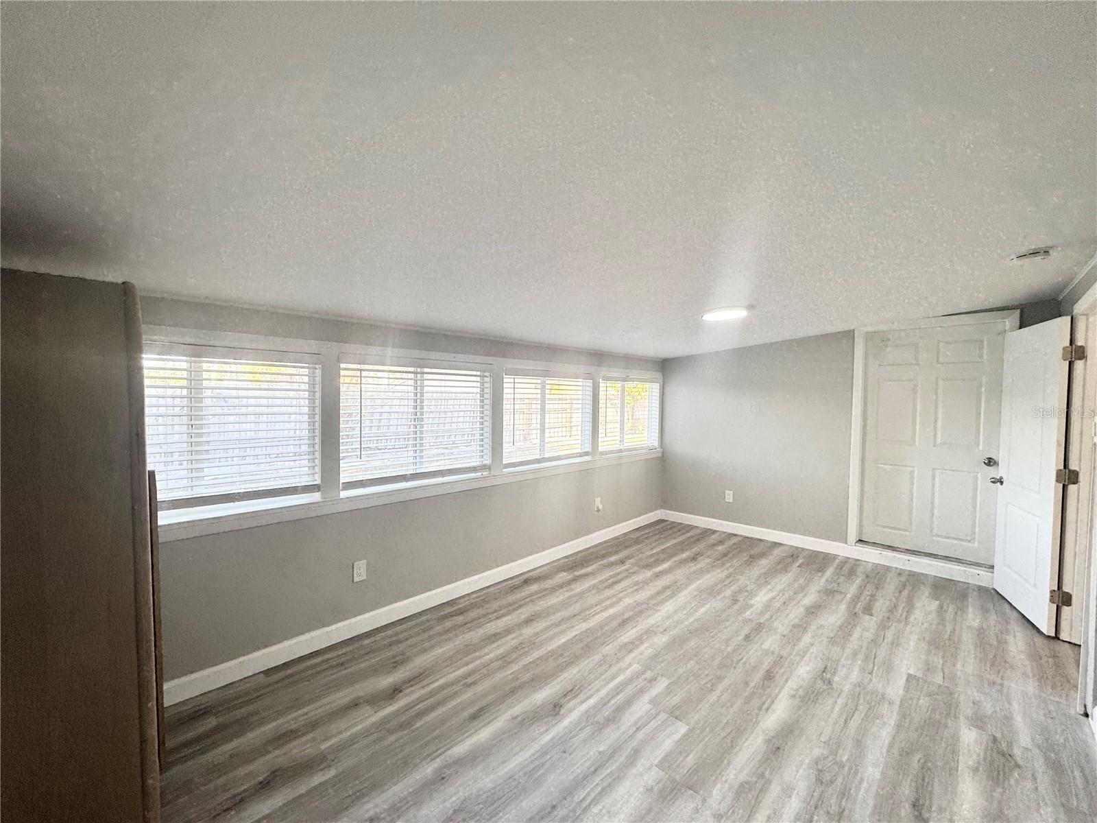 WESLO WILLOWS - Residential Lease