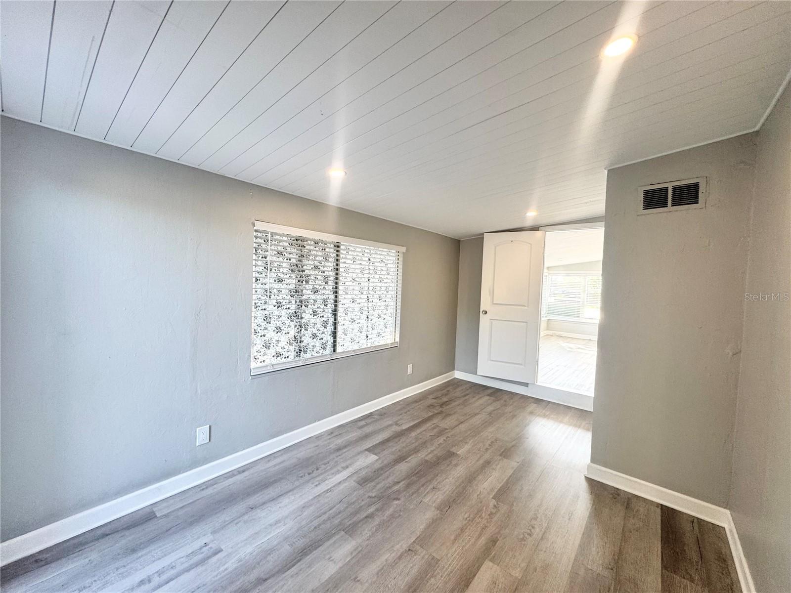 WESLO WILLOWS - Residential Lease