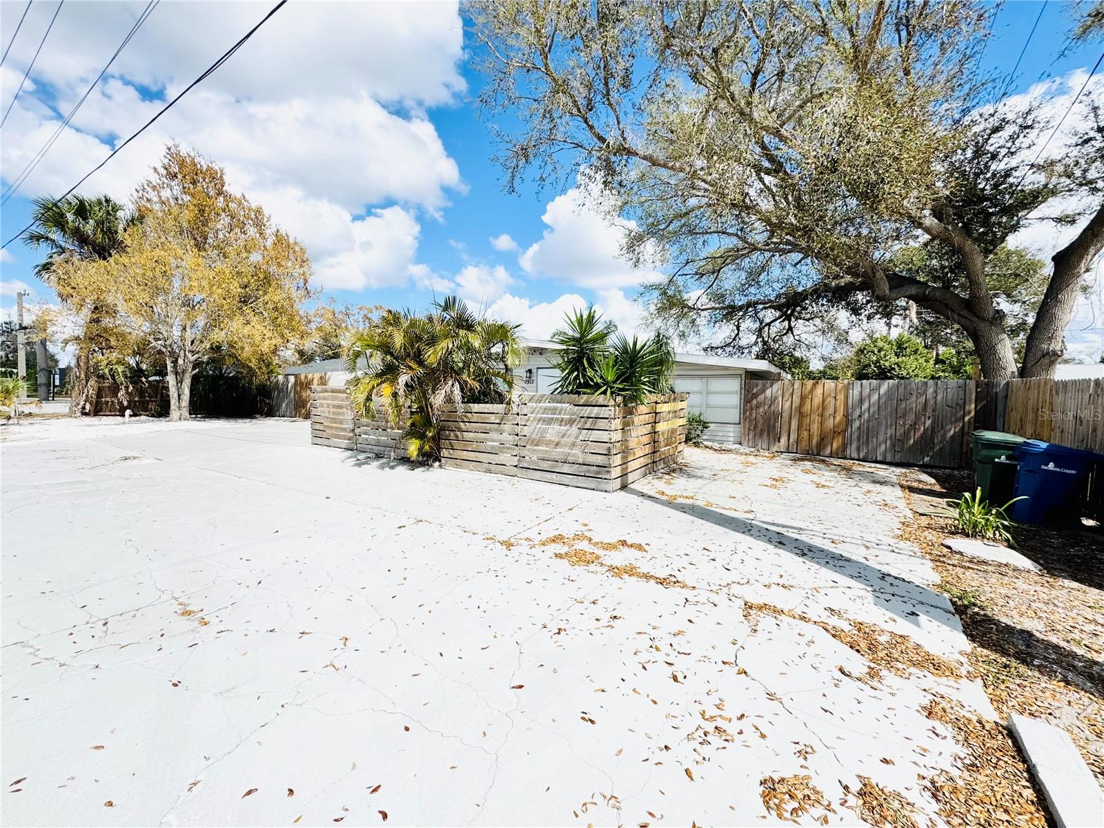 WESLO WILLOWS - Residential Lease