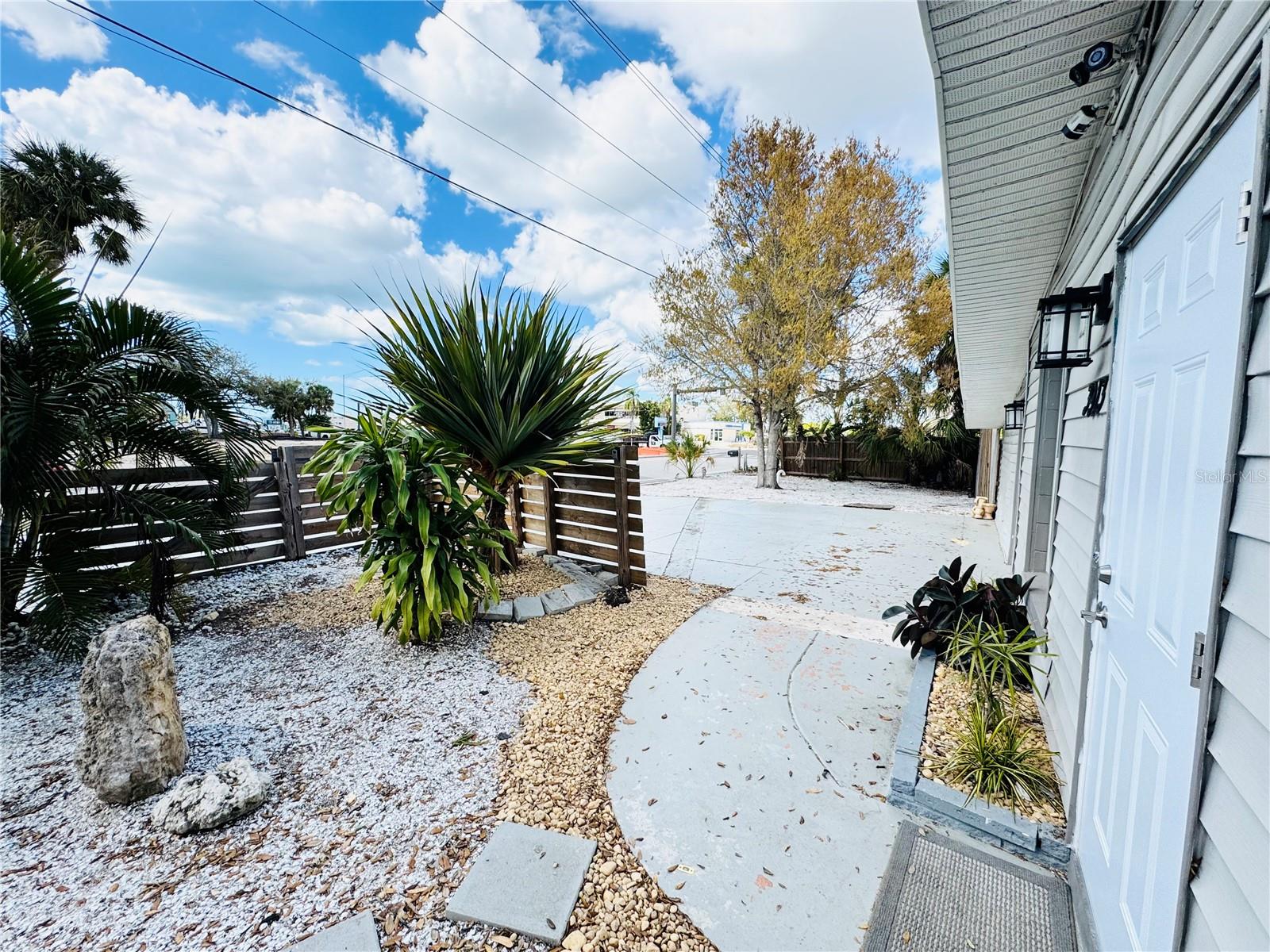 WESLO WILLOWS - Residential Lease