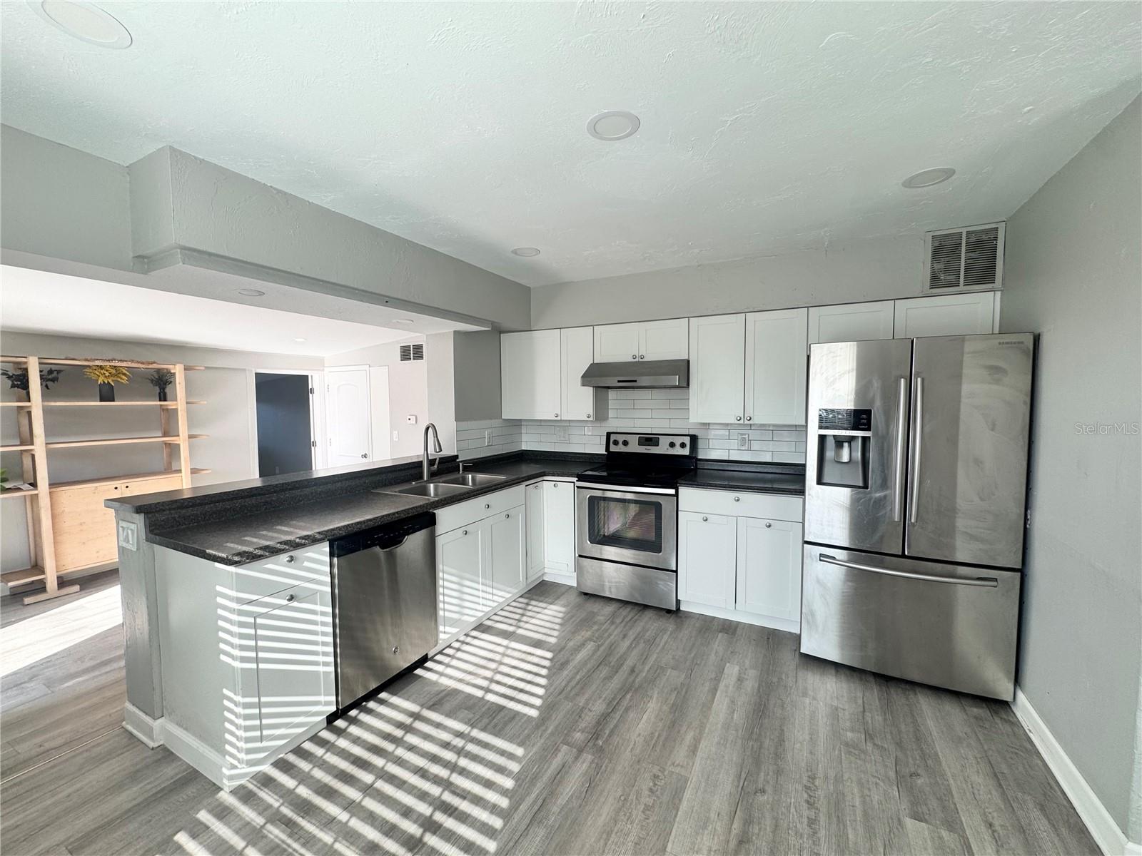 WESLO WILLOWS - Residential Lease