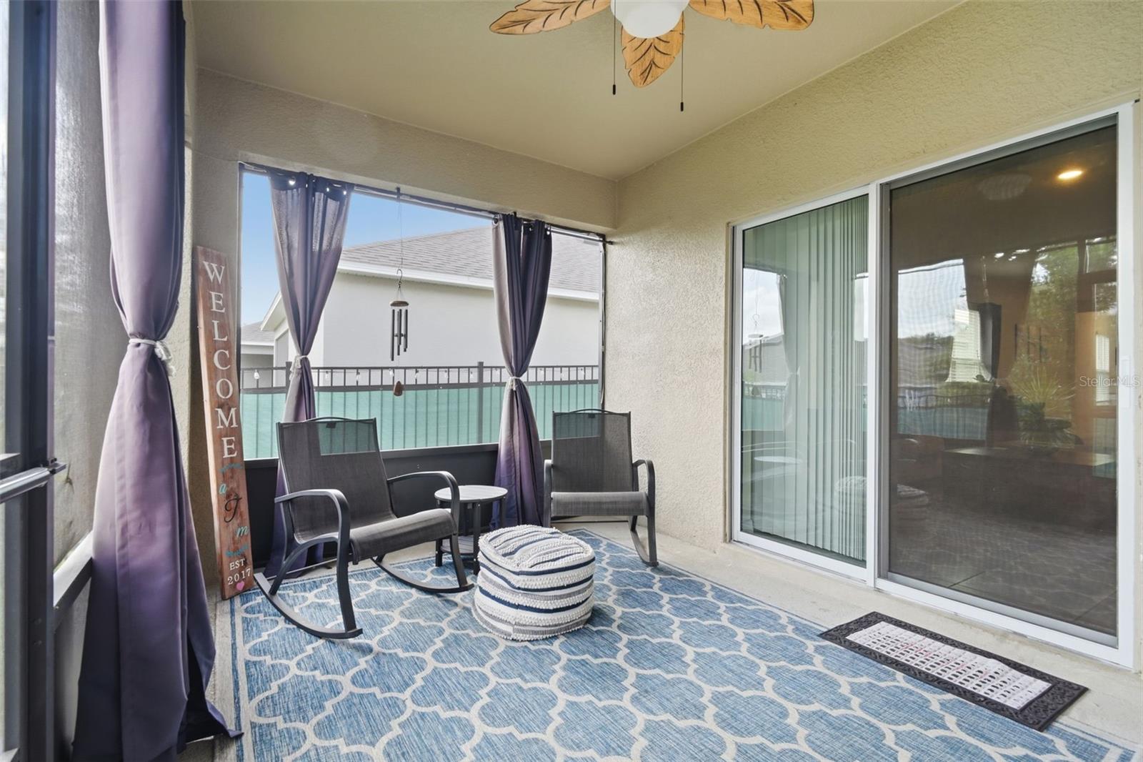 VICTORIA OAKS - Residential
