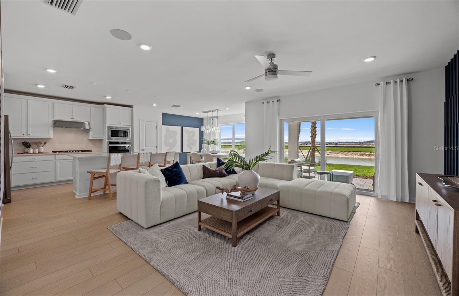 LAKESPUR WELLEN PARK - Residential