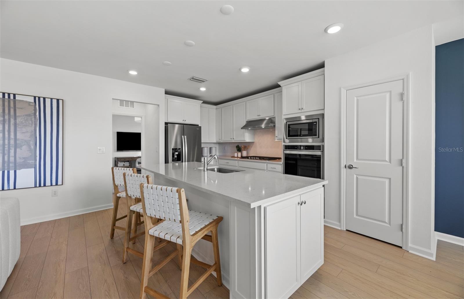 LAKESPUR WELLEN PARK - Residential