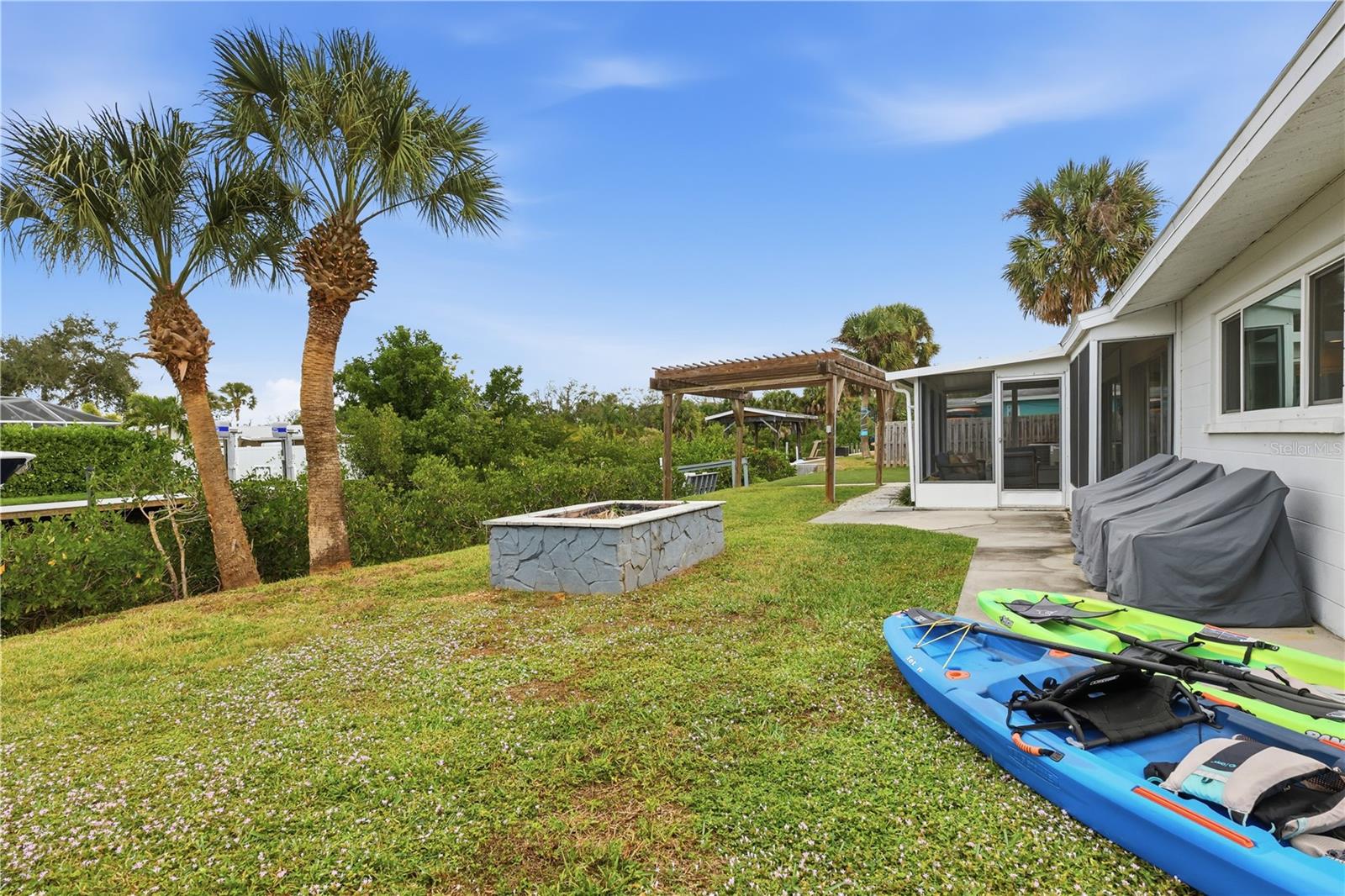 DONA BAY SHORES - Residential