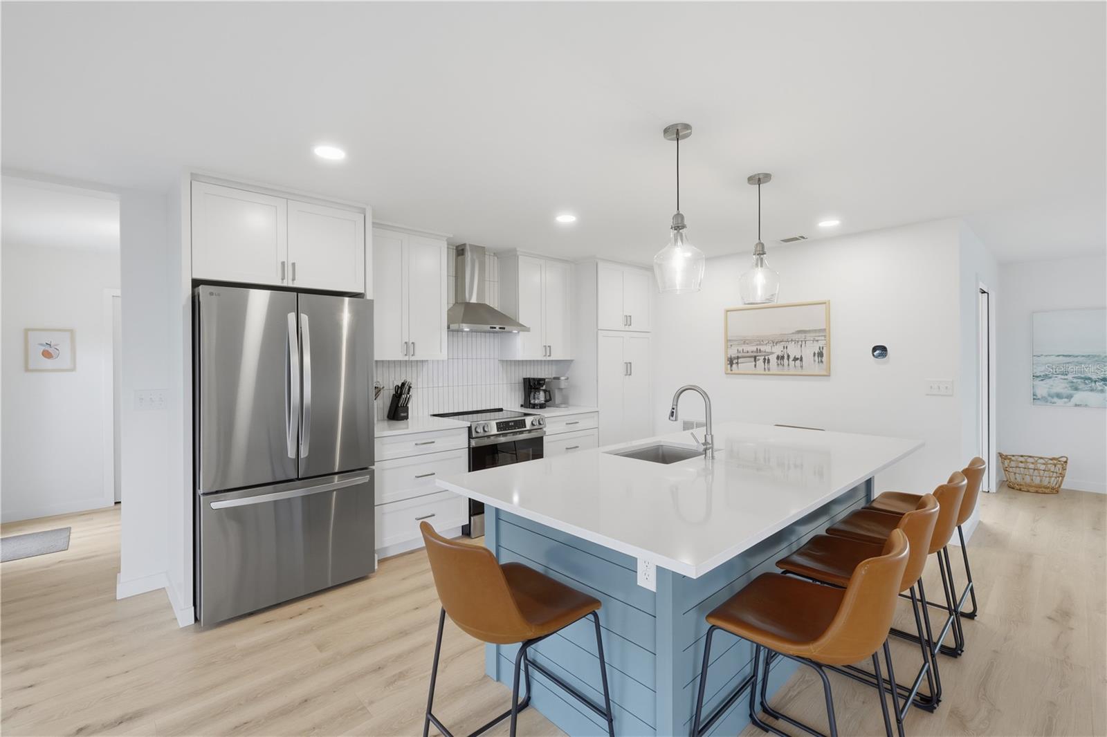 DONA BAY SHORES - Residential