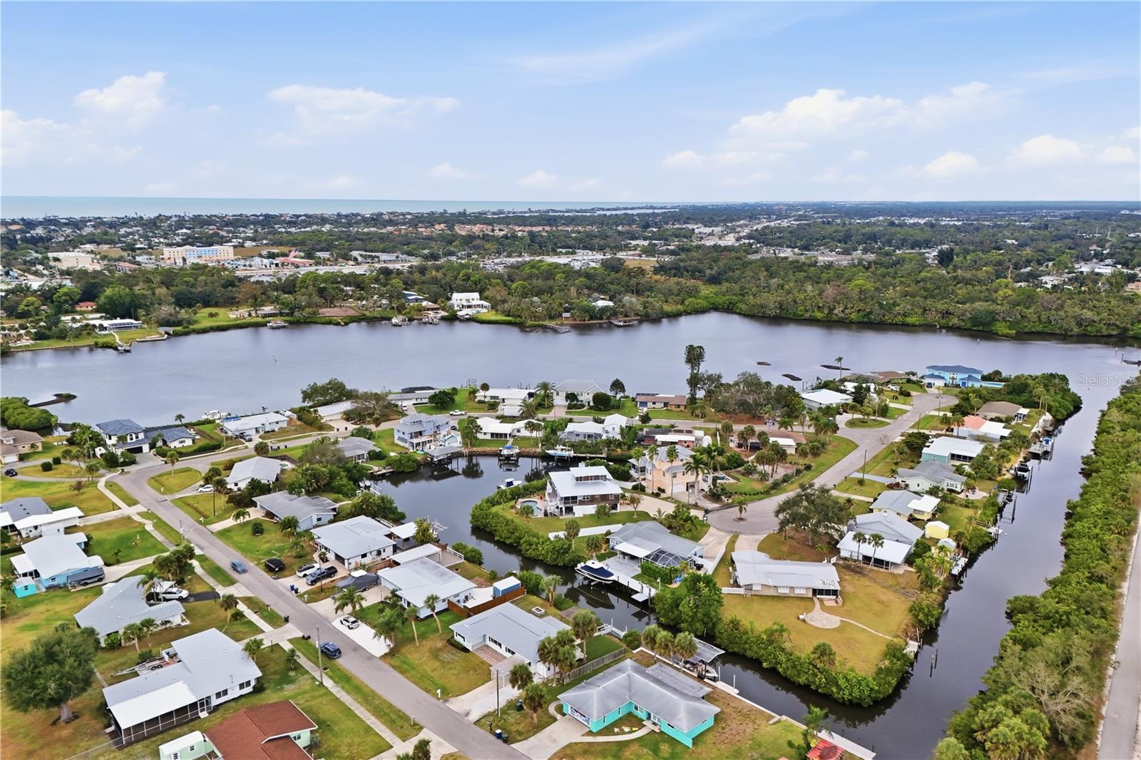 DONA BAY SHORES - Residential