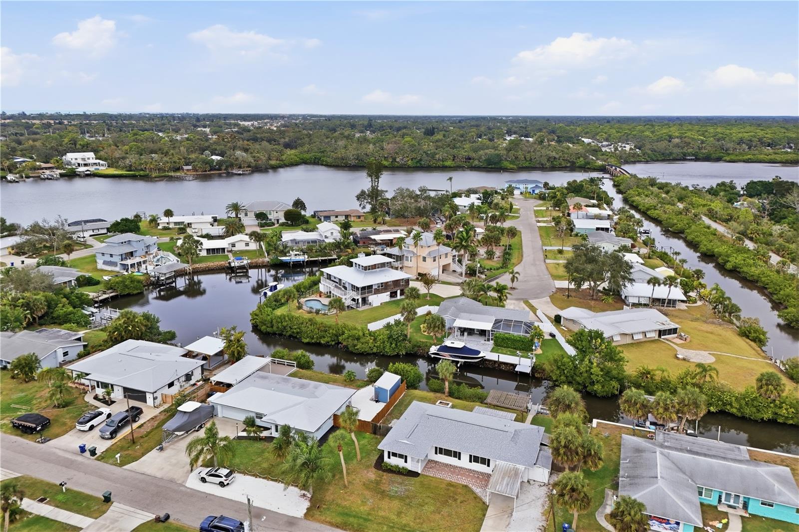 DONA BAY SHORES - Residential